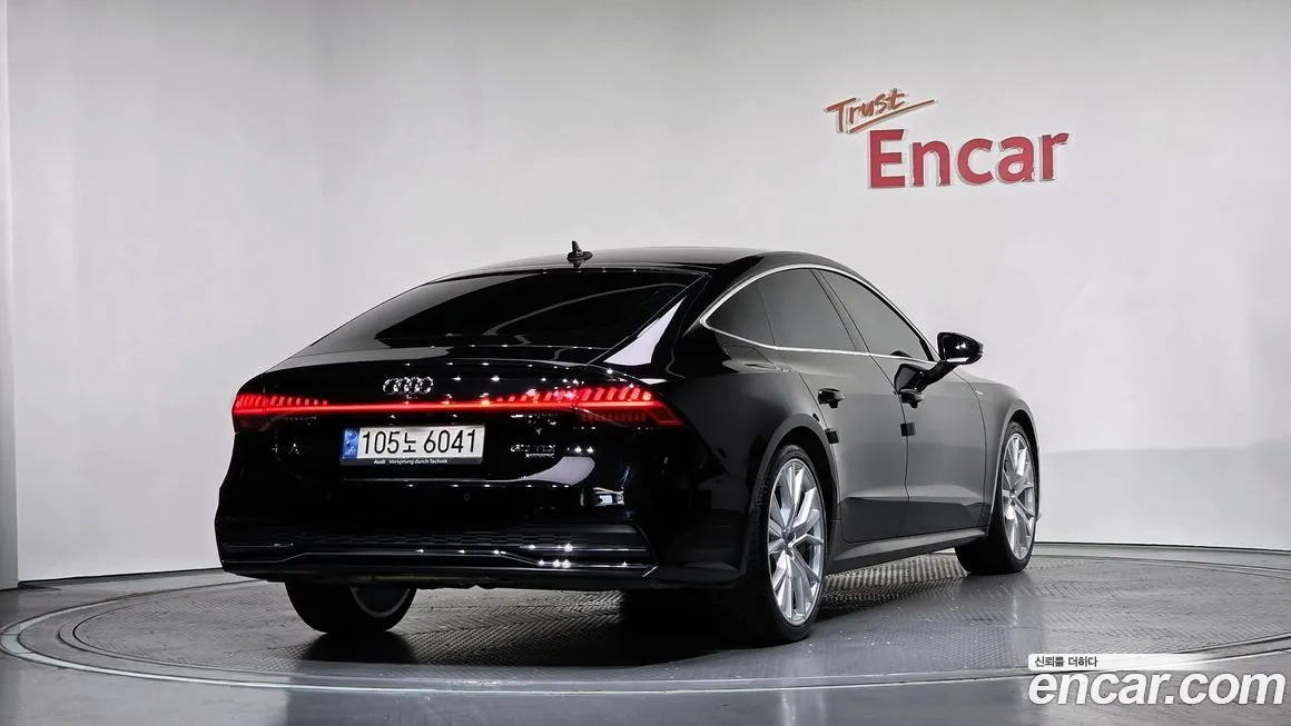 Audi A7 — фото 2