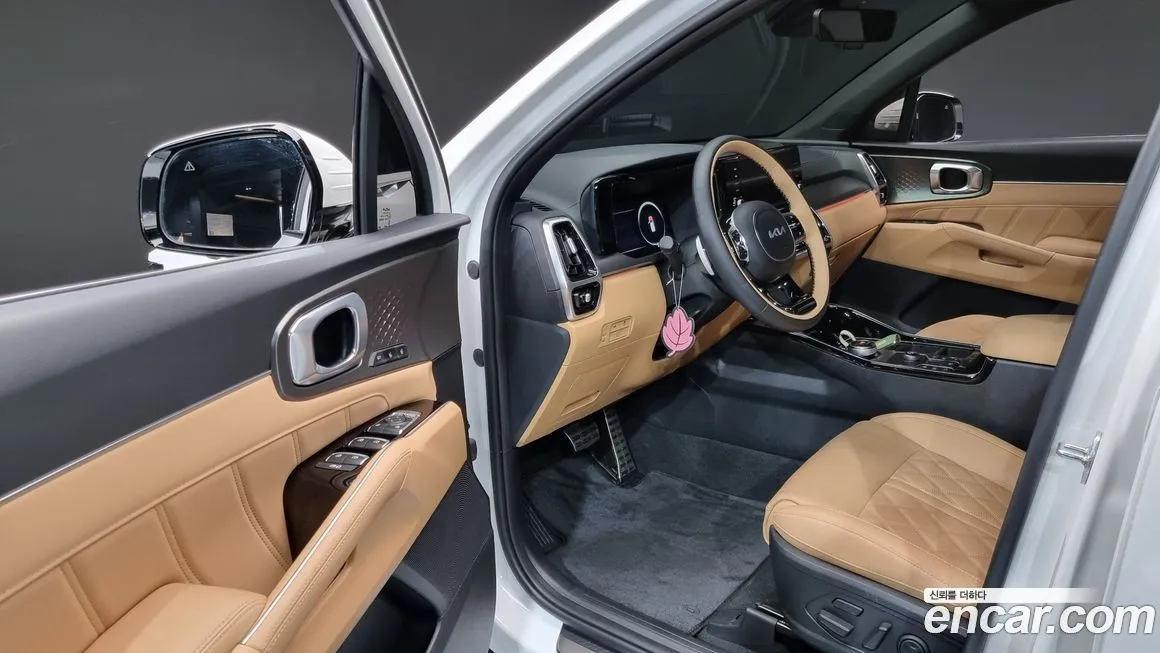 Kia Sorento — фото 10