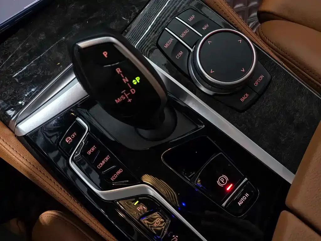 BMW 6 Series GT 2021 из CN, фото 6