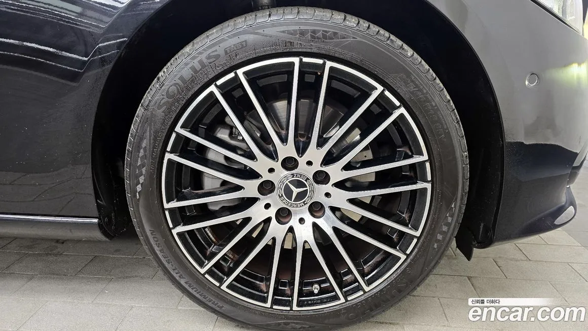 Mercedes-Benz C-Class 2023 из KR, фото 5