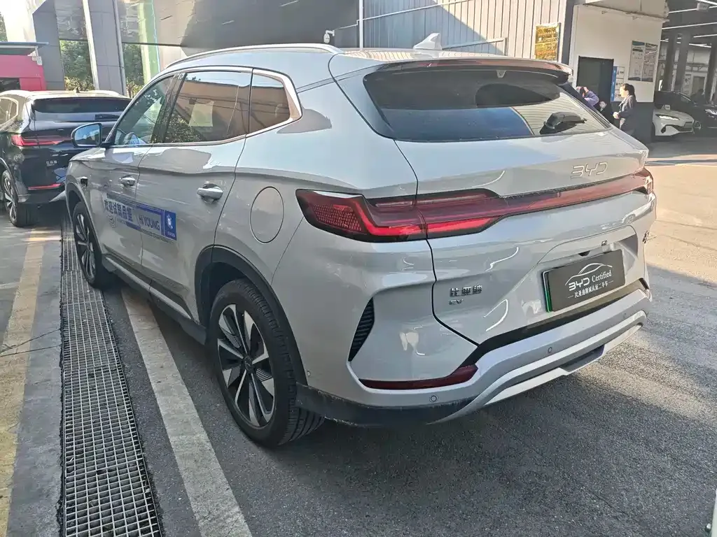 BYD PLUS New Energy — фото 9