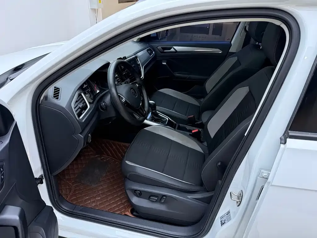 Volkswagen T-Roc 2021 из CN, фото 8