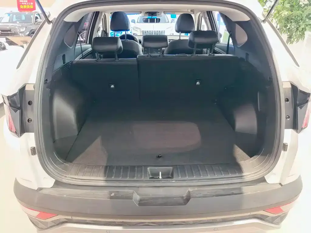 Hyundai Tucson 2023 из CN, фото 10
