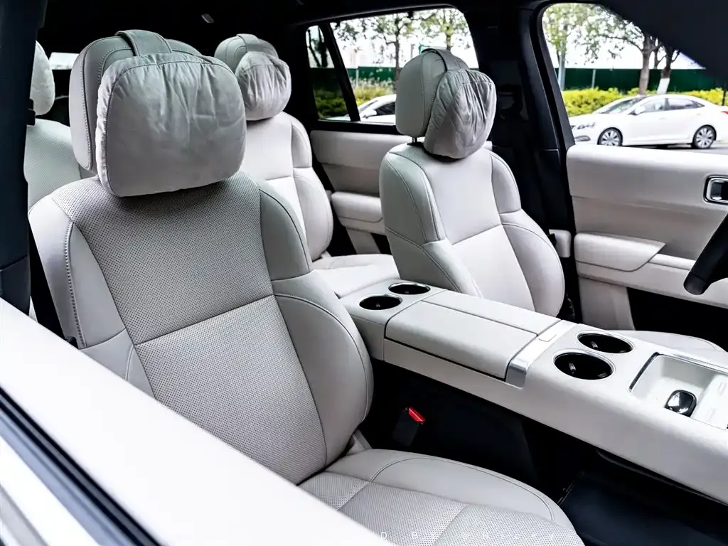 Li Auto L8 2024 из CN, фото 8