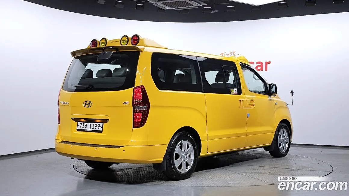 Hyundai Starex 2021 из KR, фото 2