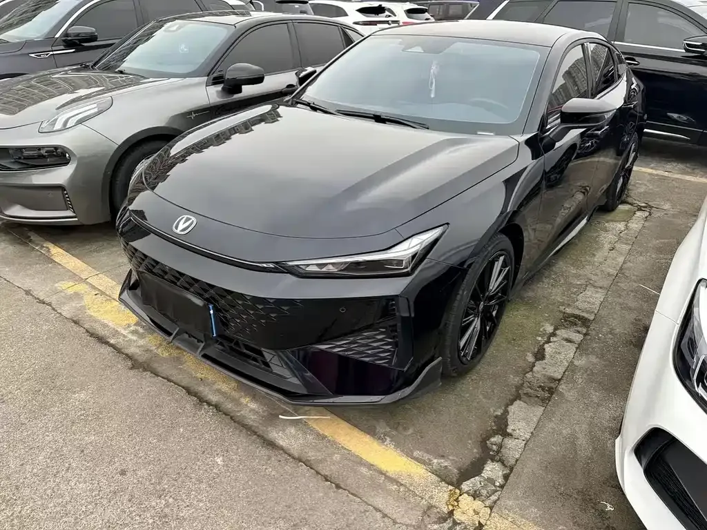Changan UNI-V 2024 из CN, фото 1