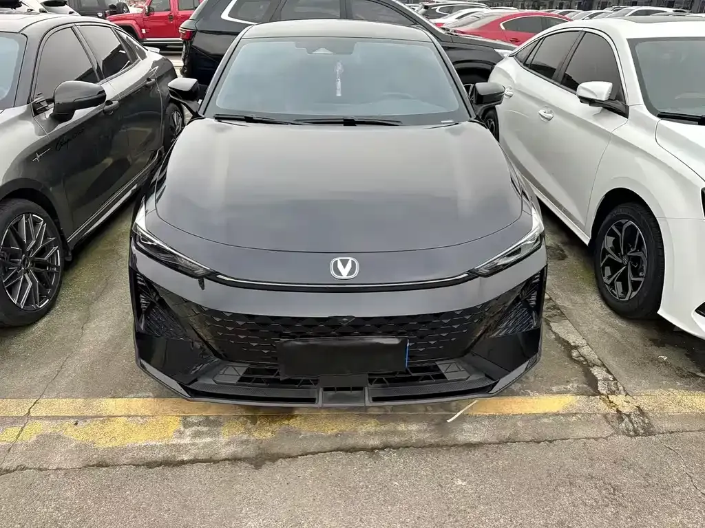 Changan UNI-V 2024 из CN, фото 2