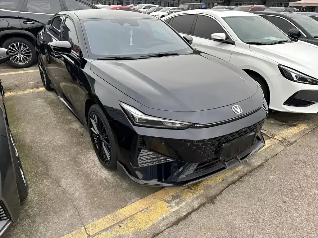 Changan UNI-V 2024 из CN, фото 3