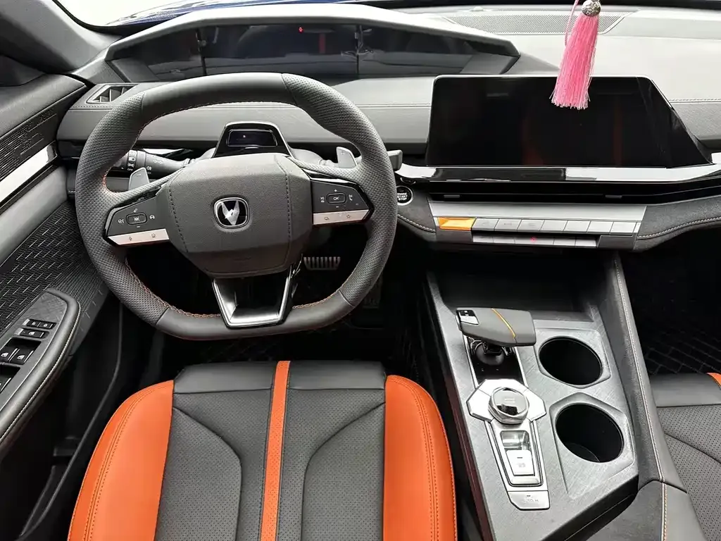Changan UNI-V 2024 из CN, фото 5