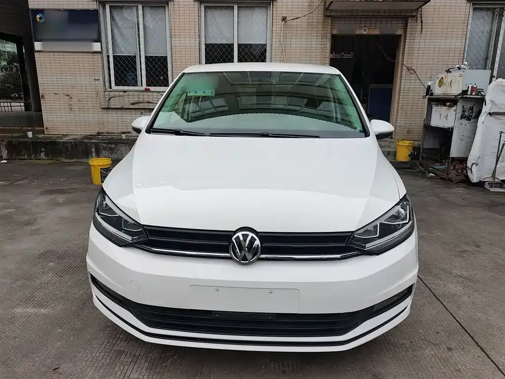 Volkswagen Touran 2021 из CN, фото 3