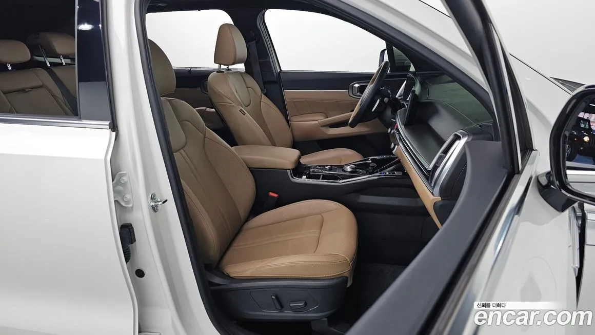 Kia Sorento — фото 10
