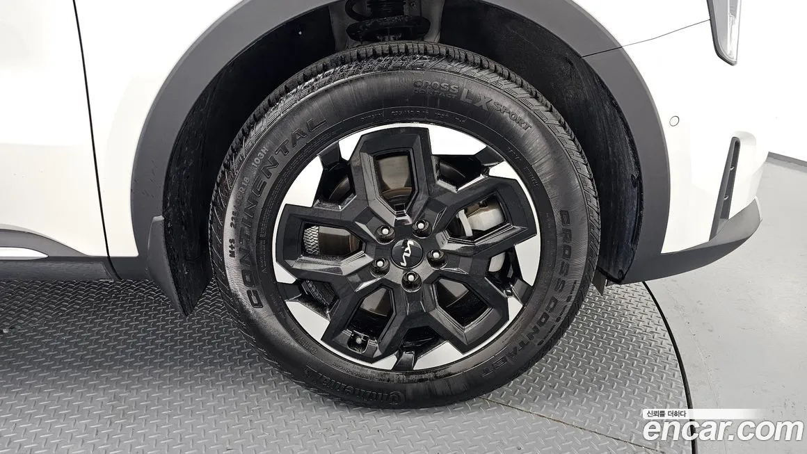 Kia Sorento — фото 5
