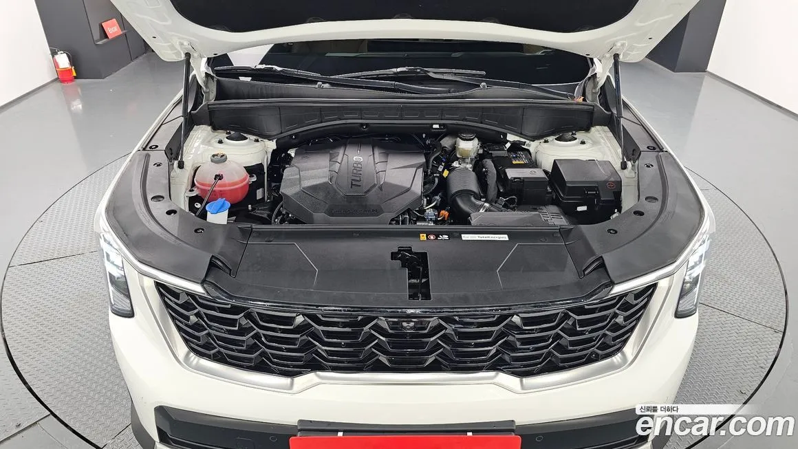 Kia Sorento — фото 6
