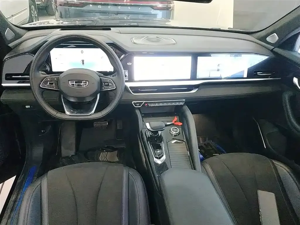 Geely Xingyue L — фото 10