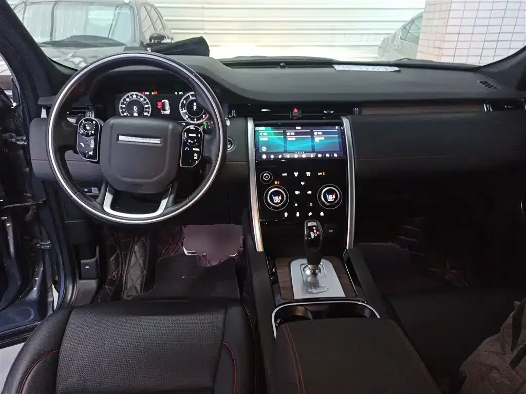 Land Rover Discovery Sport — фото 10
