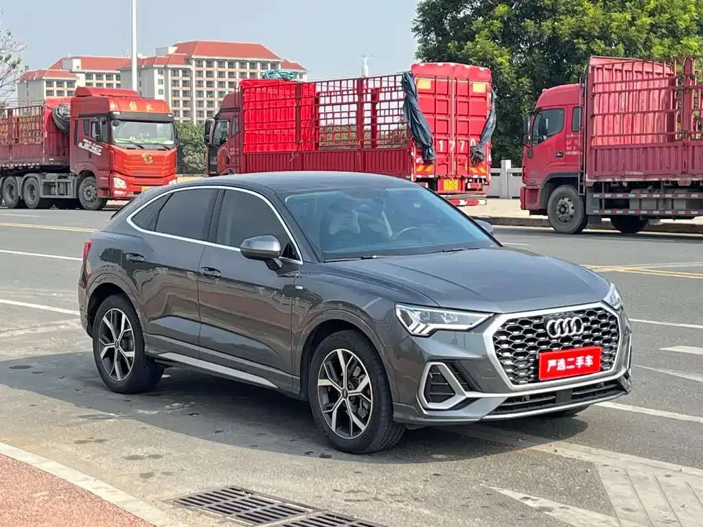 Audi Q3 Sportback — фото 3