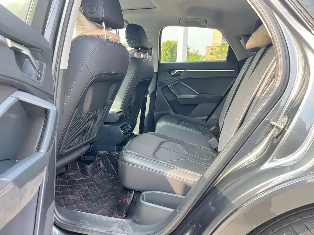 Audi Q3 Sportback — фото 6