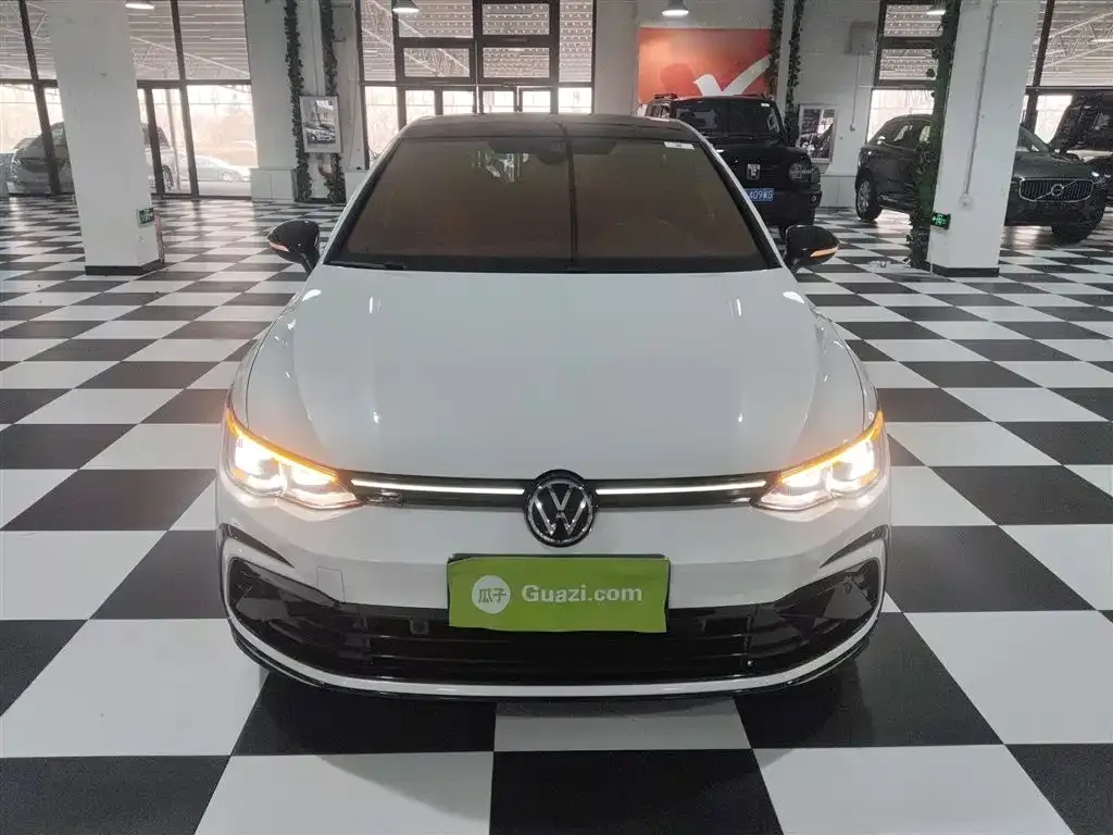 Volkswagen Golf 2021 из CN, фото 3