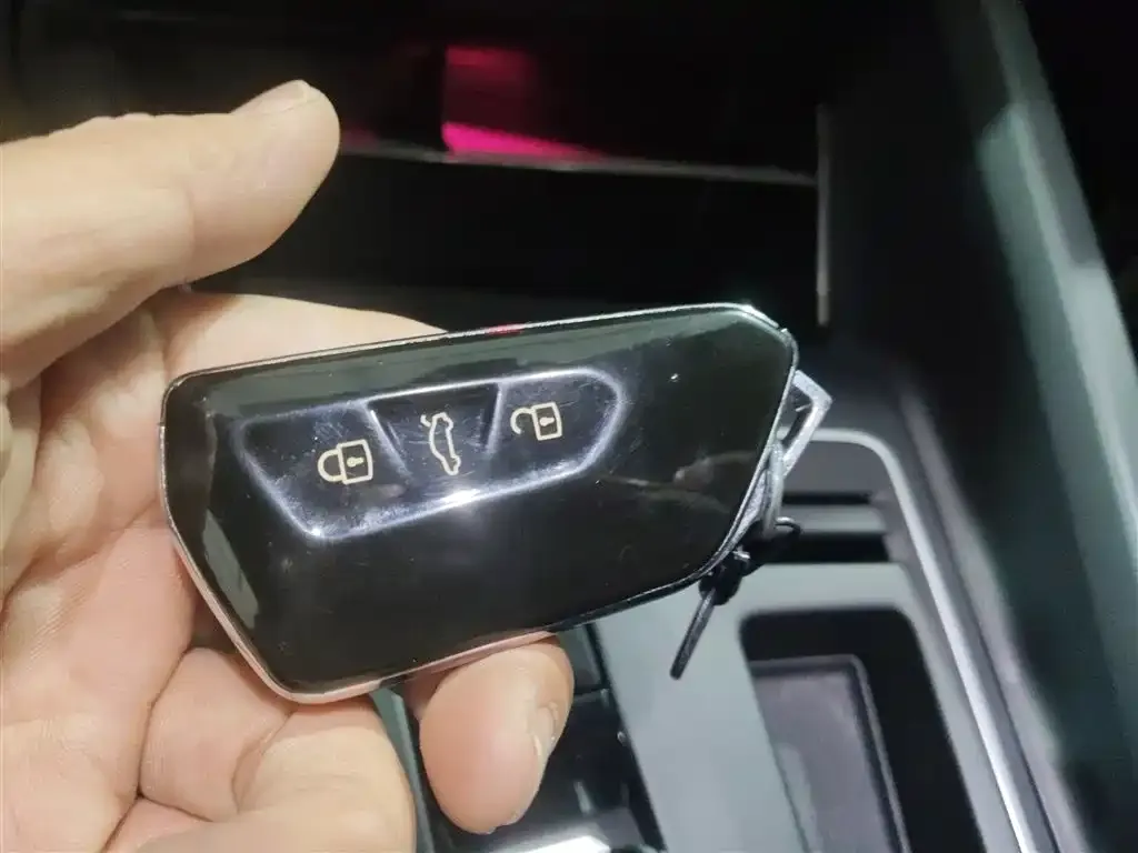 Volkswagen Golf 2021 из CN, фото 9