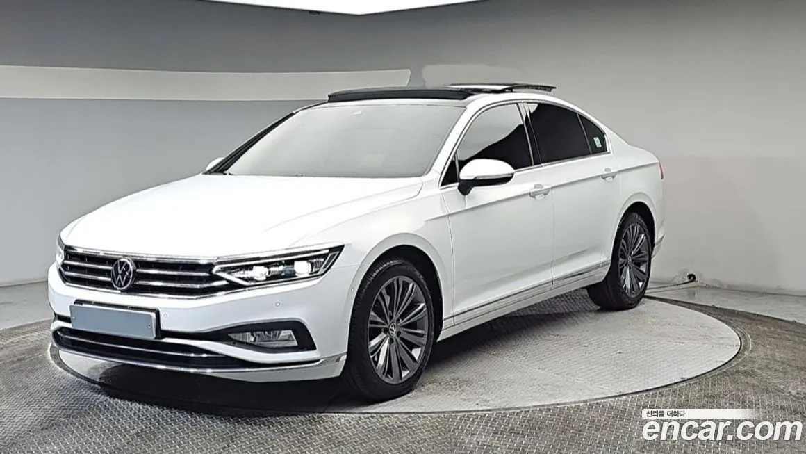 Volkswagen Passat 2022 из KR, фото 1