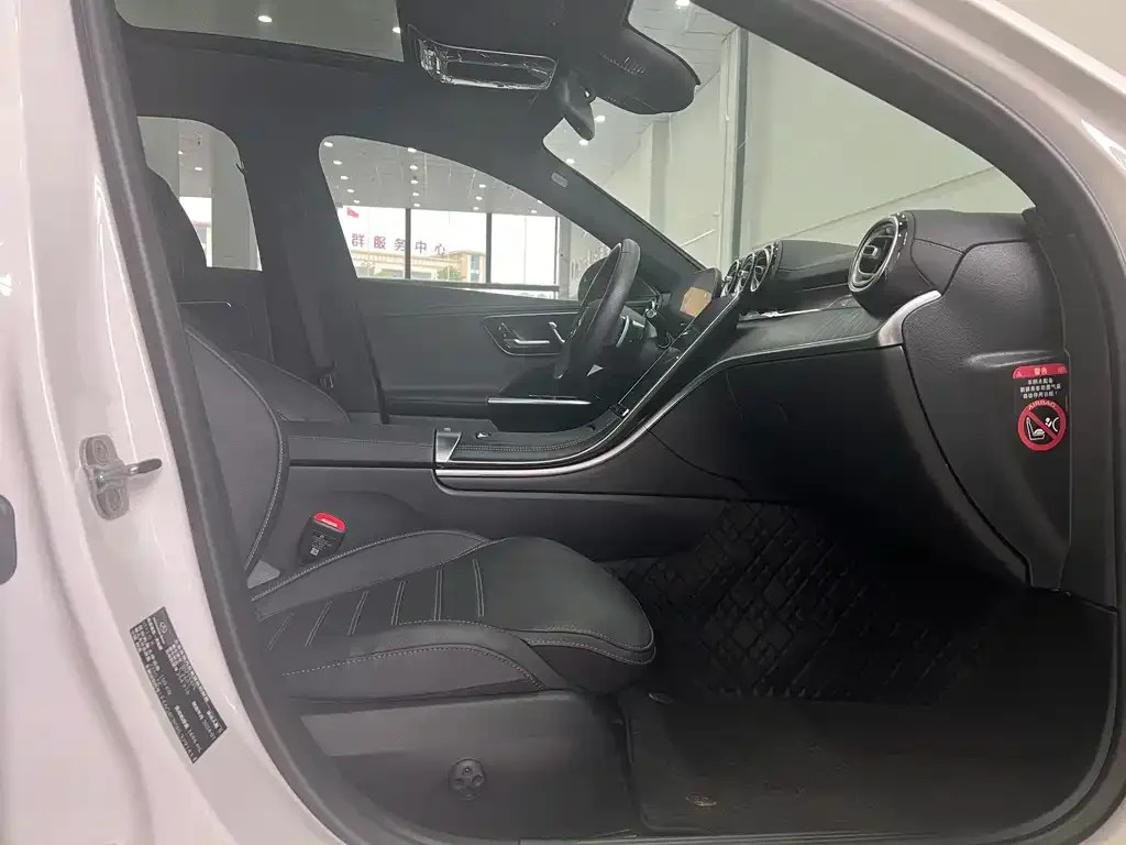 Mercedes-Benz C-Class 2024 из CN, фото 4