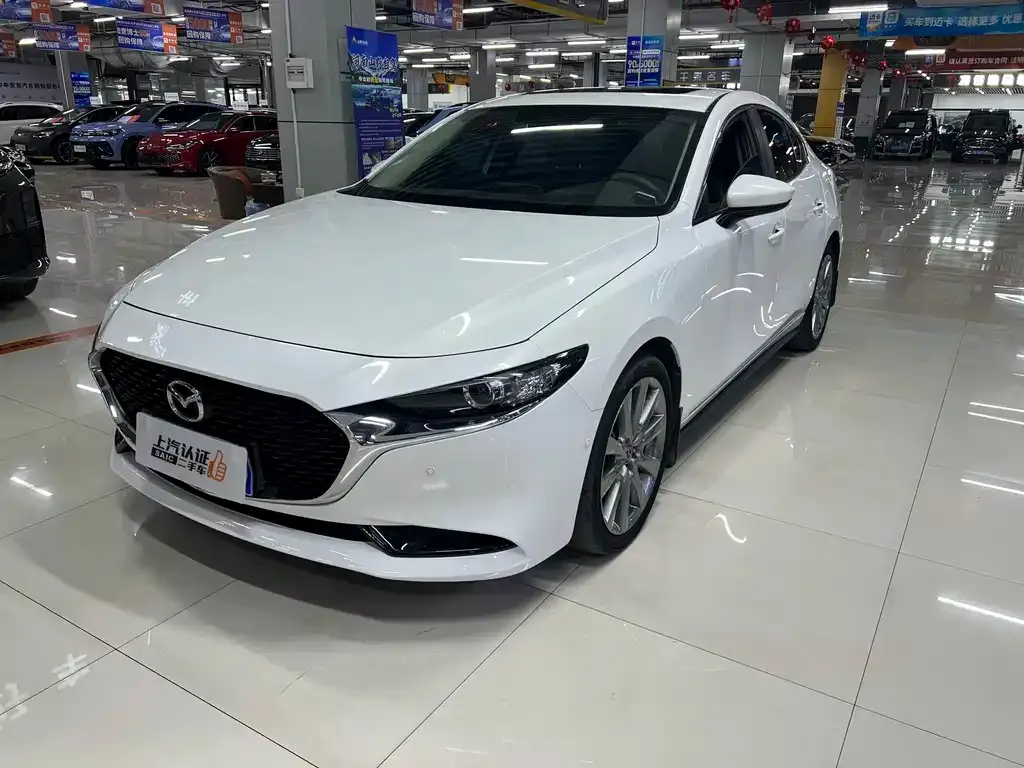 Mazda 3 Axela 2021 из CN, фото 1