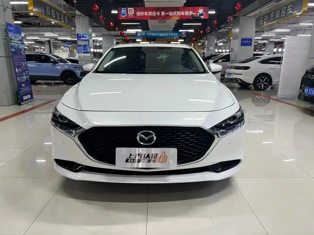 Mazda 3 Axela 2021 из CN, фото 2