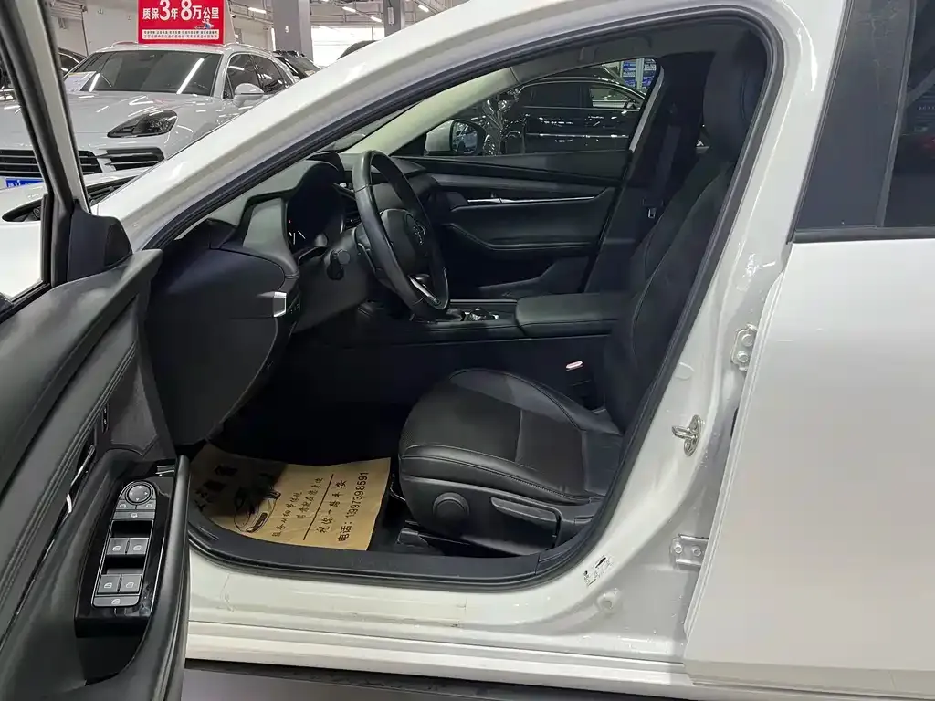 Mazda 3 Axela 2021 из CN, фото 4