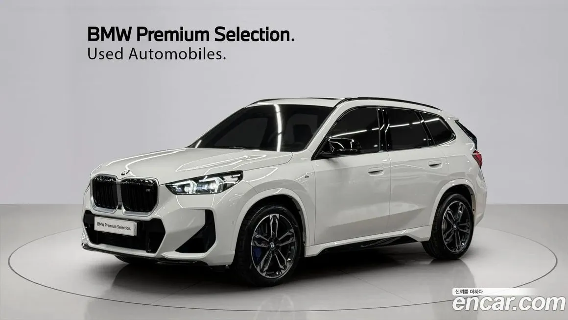 BMW X1 — фото 1