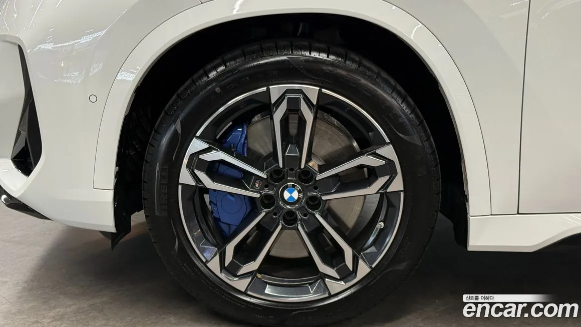 BMW X1 — фото 5