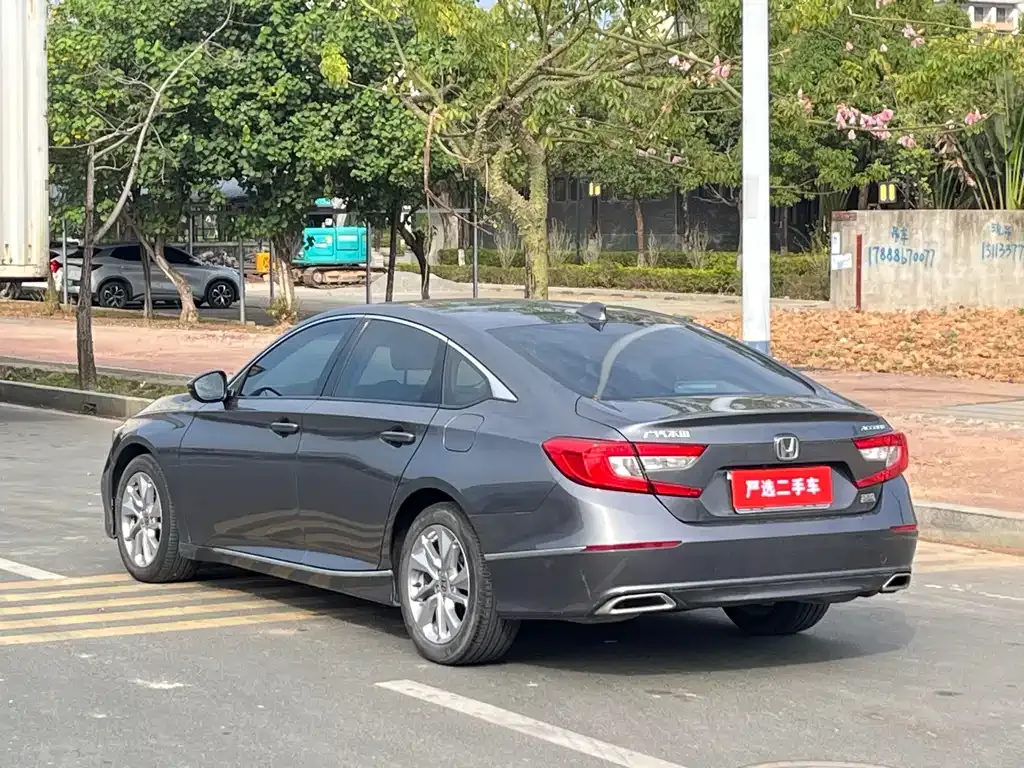 Honda Accord — фото 4