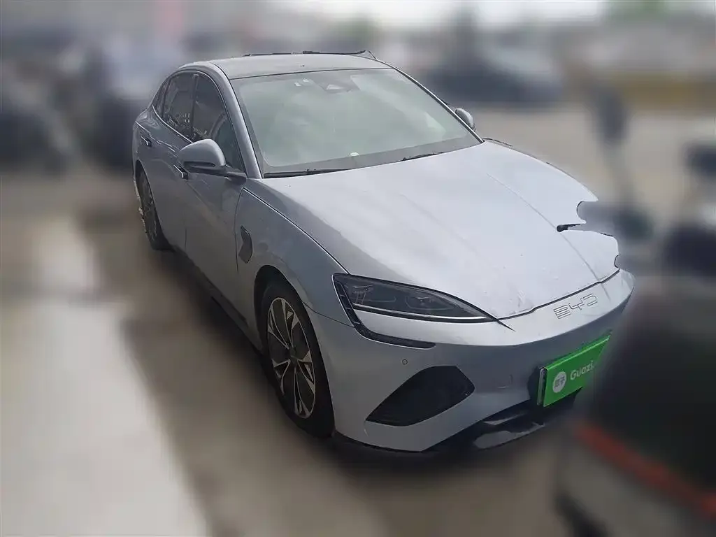 BYD Seal — фото 4