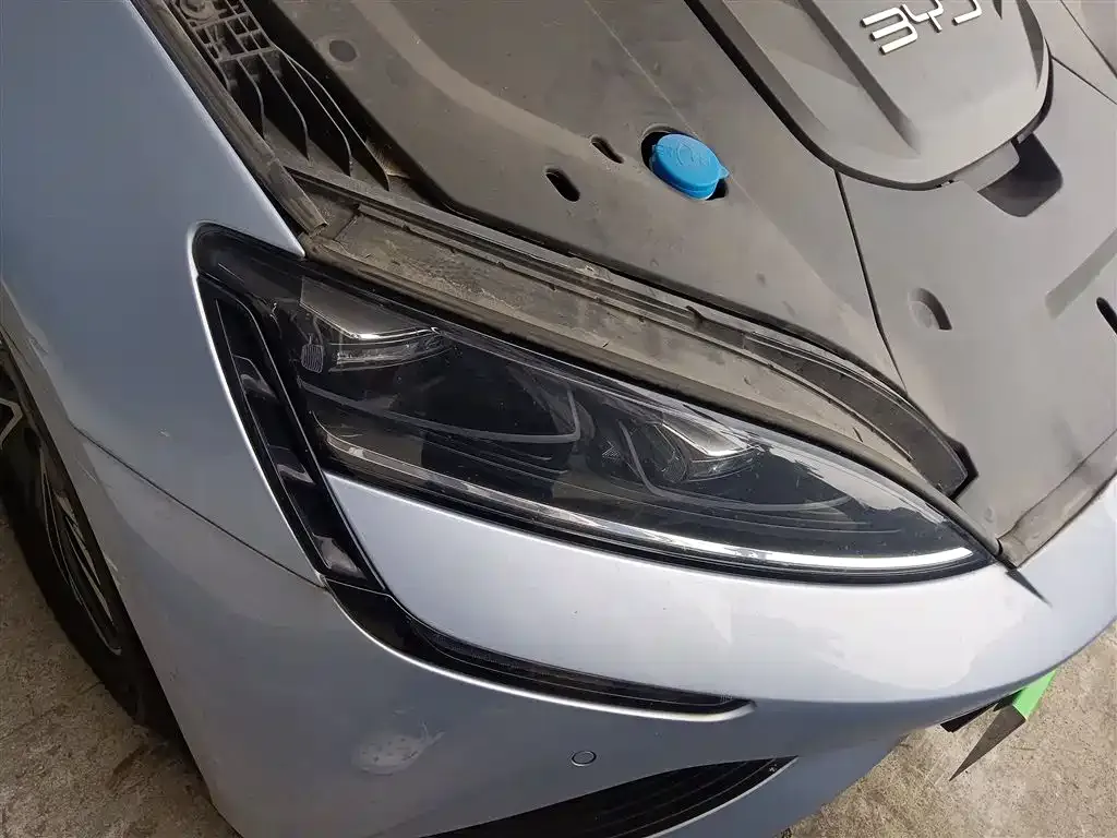BYD Seal — фото 8