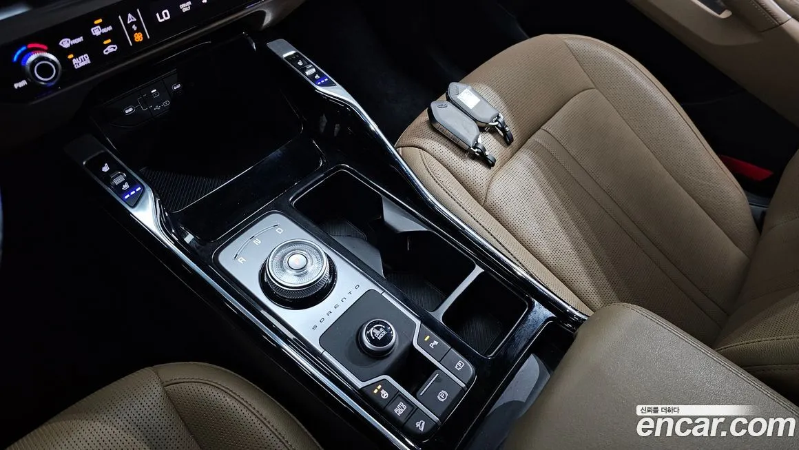 Kia Sorento — фото 9