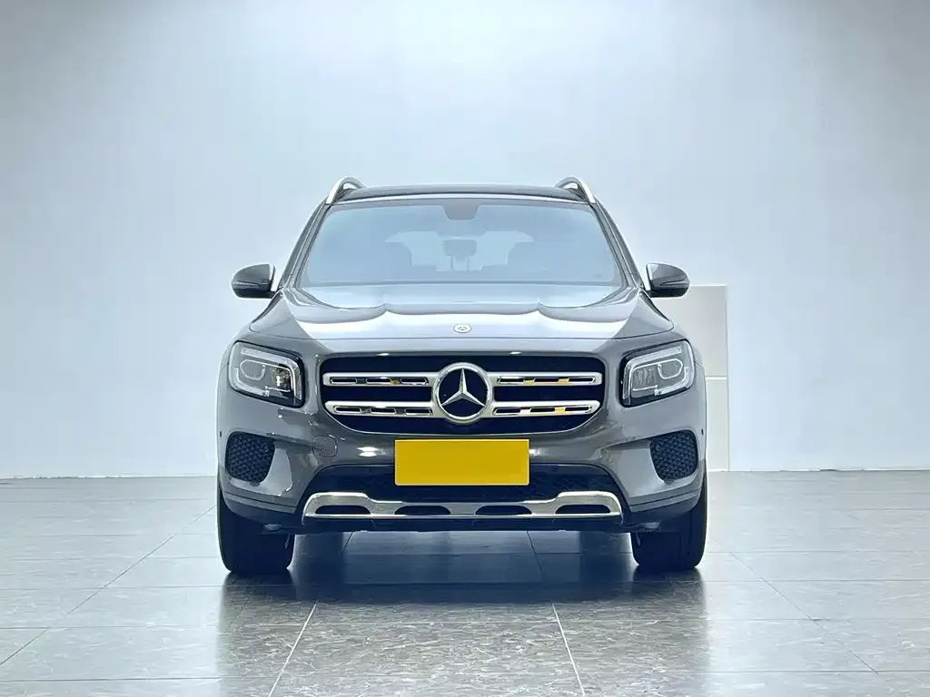 Mercedes-Benz GLB — фото 3