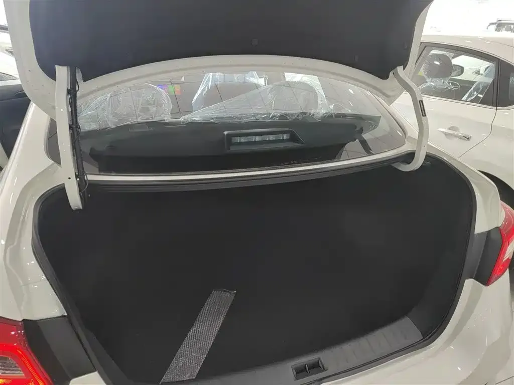 Nissan Sylphy 2025 из CN, фото 9