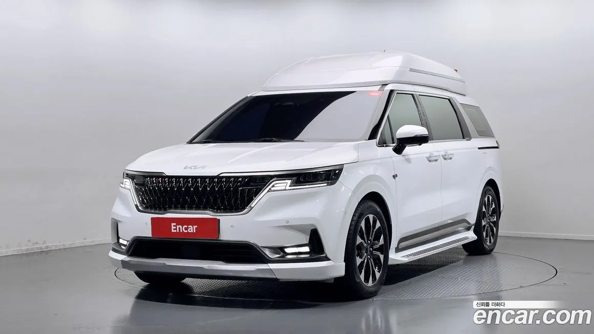 Kia Carnival — фото 1