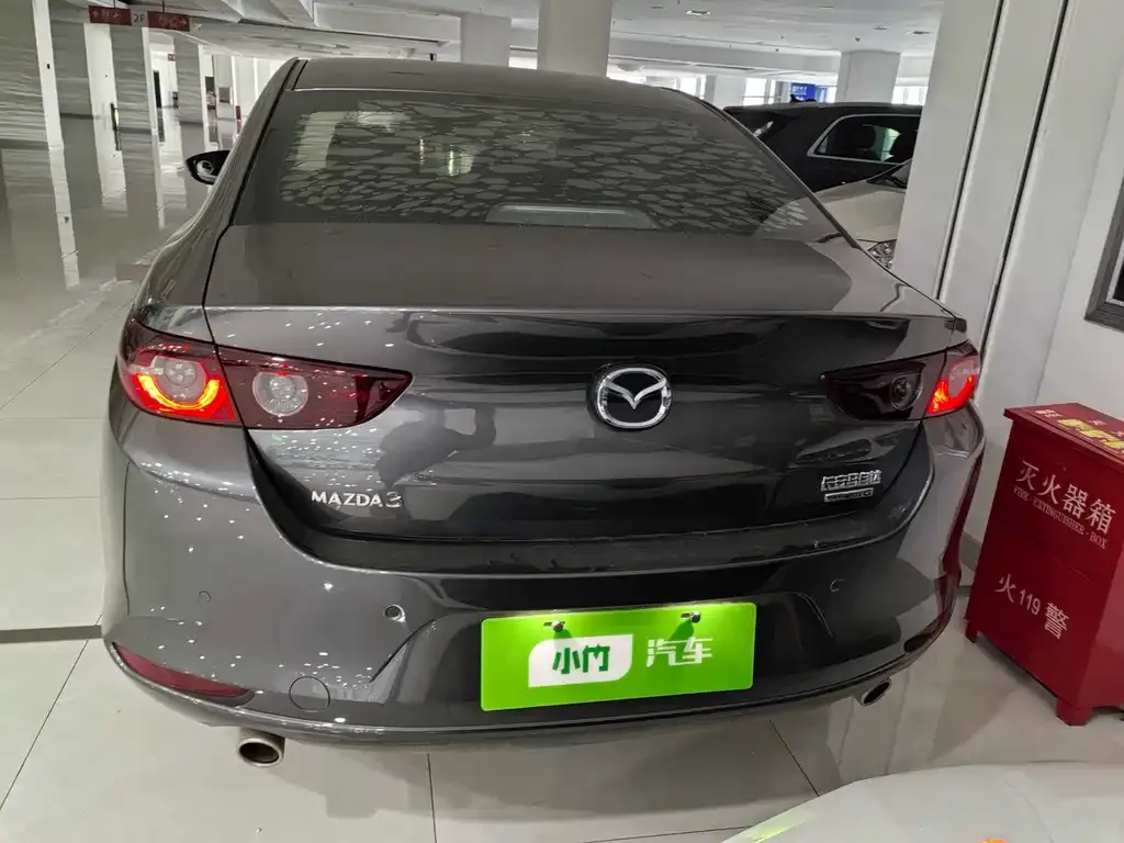 Mazda 3 Axela 2022 из CN, фото 4