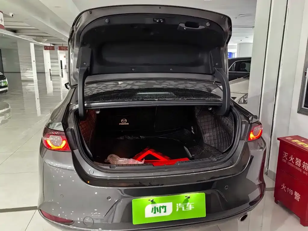 Mazda 3 Axela 2022 из CN, фото 9
