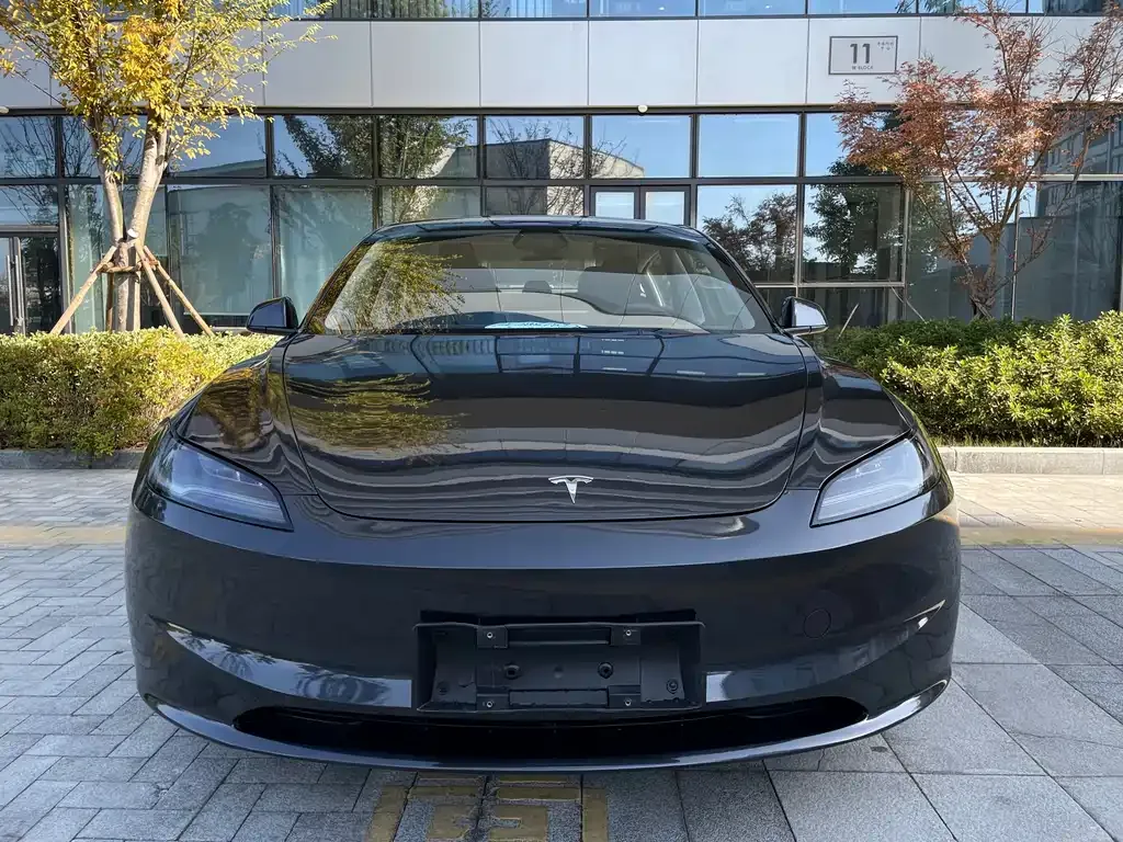 Tesla Model 3 2025 из CN, фото 3