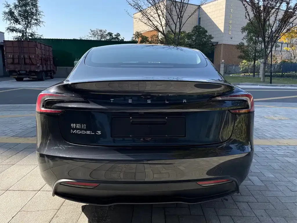 Tesla Model 3 2025 из CN, фото 6