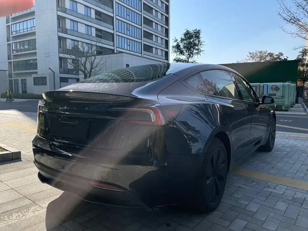 Tesla Model 3 2025 из CN, фото 8