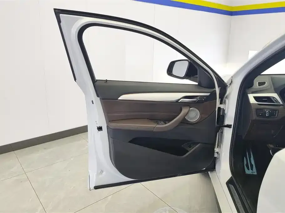 BMW X2 2022 из CN, фото 7