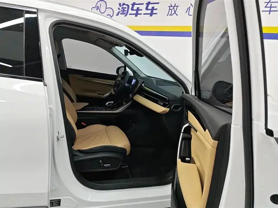 Geely Boyue L 2024 из CN, фото 8