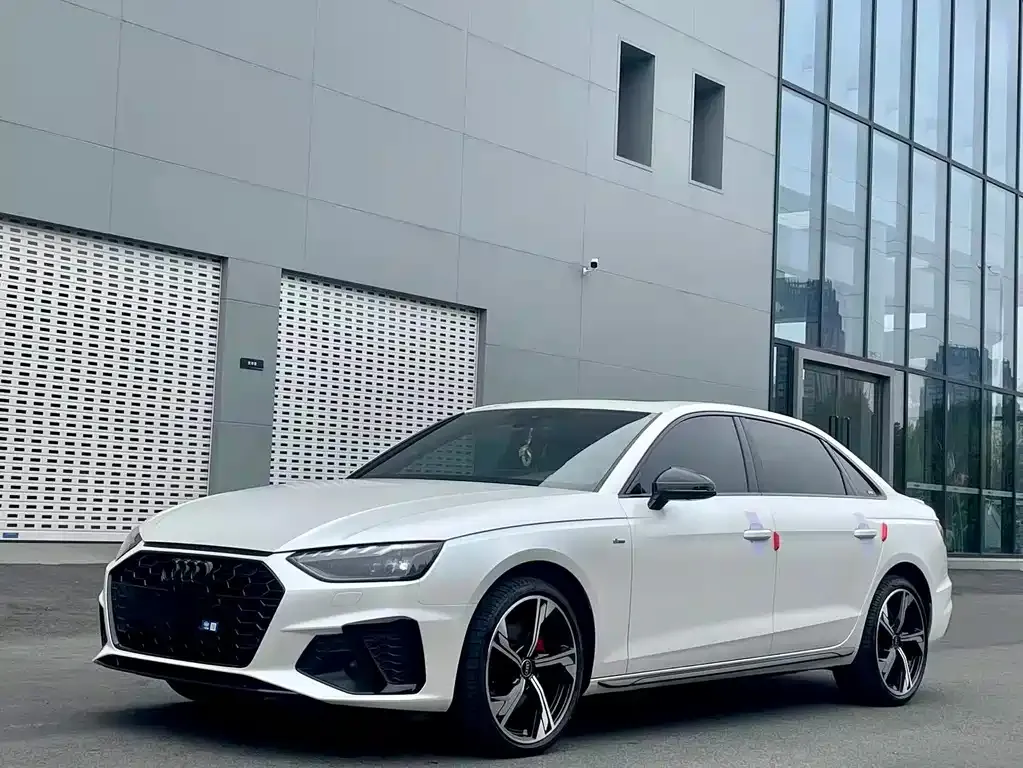 Audi A4L 2024 из CN, фото 1