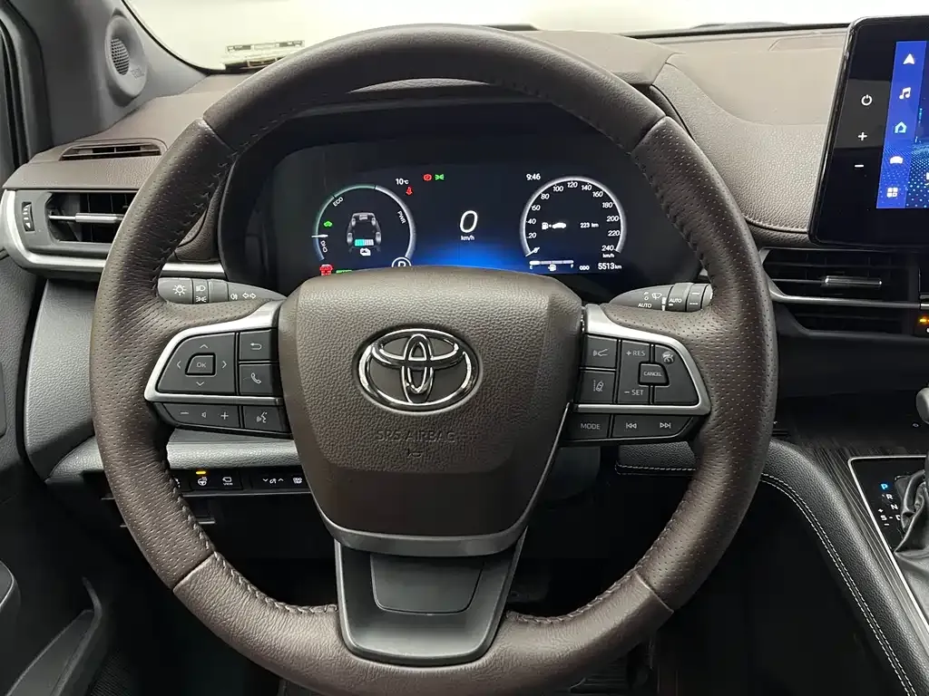 Toyota Sienna 2025 из CN, фото 10