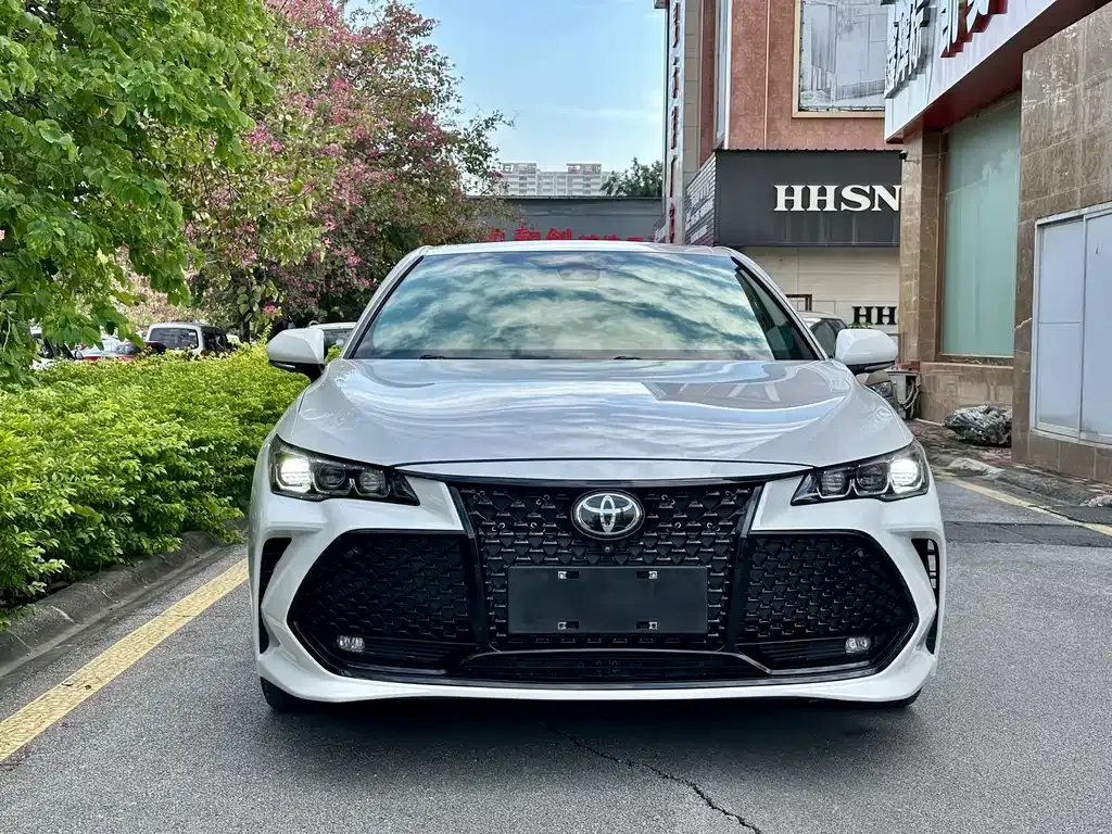 Toyota Avalon 2021 из CN, фото 2