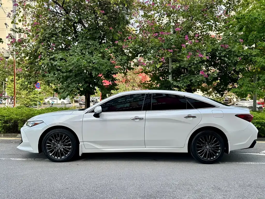 Toyota Avalon 2021 из CN, фото 4