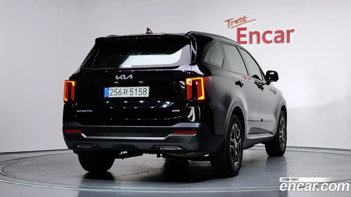 Kia Sorento — фото 2
