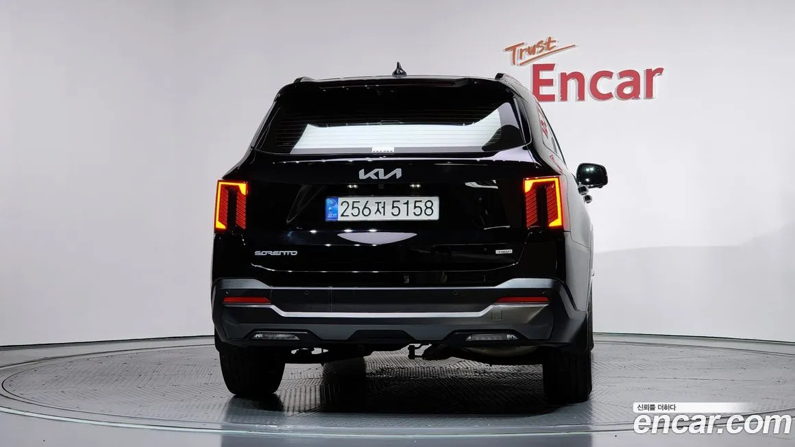 Kia Sorento — фото 4